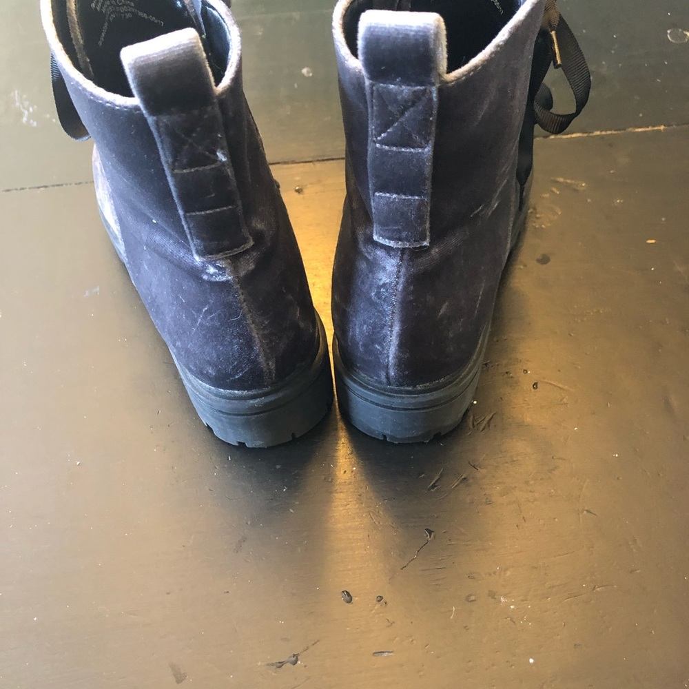 Mossimo Velvet Black/Gray Zip Side-Lace Up Combat Boot. SZ 6.5 - Picture 9 of 15